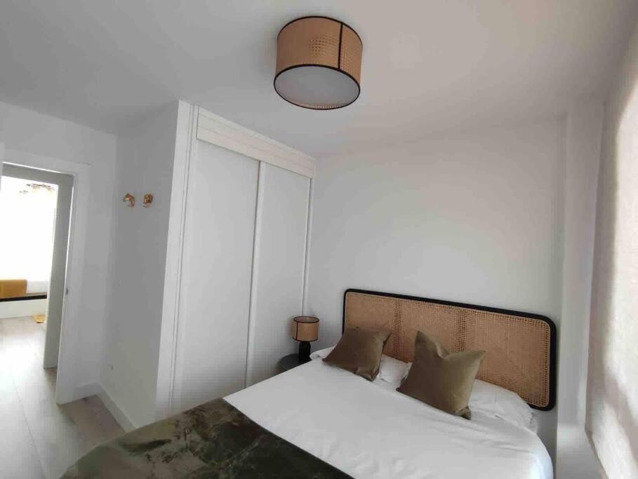 Exclusivo Apartamento Con Aparcamiento Gratuito Ларедо Экстерьер фото